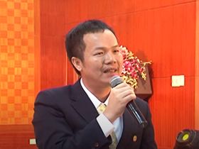 Năm 2013 - Tổng Giám Đốc phát biểu trong hội nghị bác sĩ